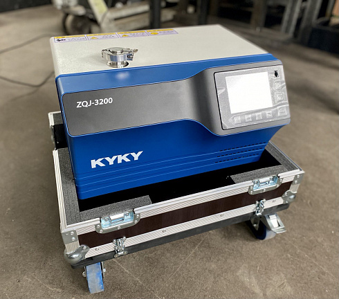 Фото Кофр для защитный течеискателя ZQJ-Vactron . Течеискатели и вакуумные насосы. Датчики.